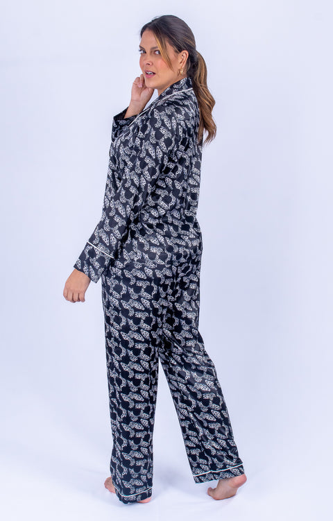 Pijama para Mujer en satín - Noches de Encanto